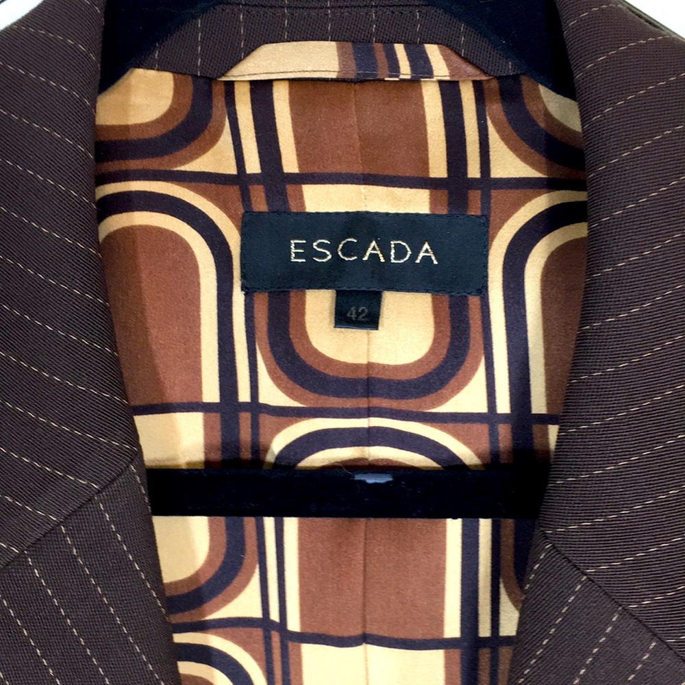 Escada 42 Suit Jacket Pants Brown Pinstripes 12